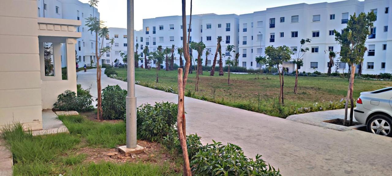 Beachside 2 Bedroom Apartment In Diplomatic Forest Tangier With Free Parking Extérieur photo
