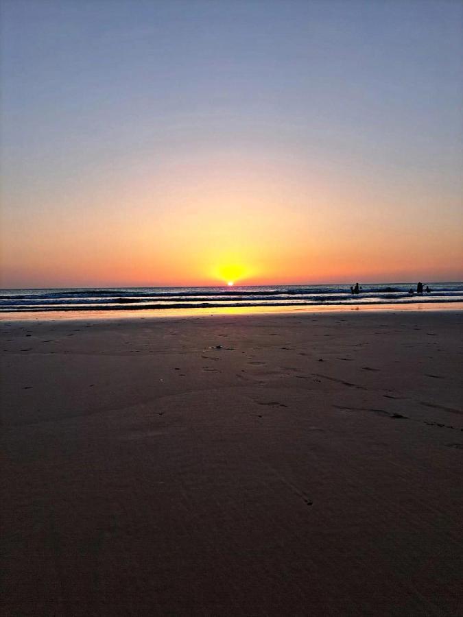 Beachside 2 Bedroom Apartment In Diplomatic Forest Tangier With Free Parking Extérieur photo