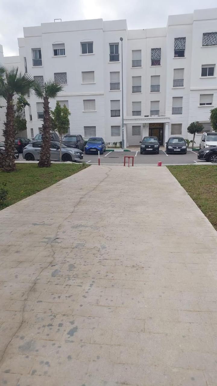 Beachside 2 Bedroom Apartment In Diplomatic Forest Tangier With Free Parking Extérieur photo